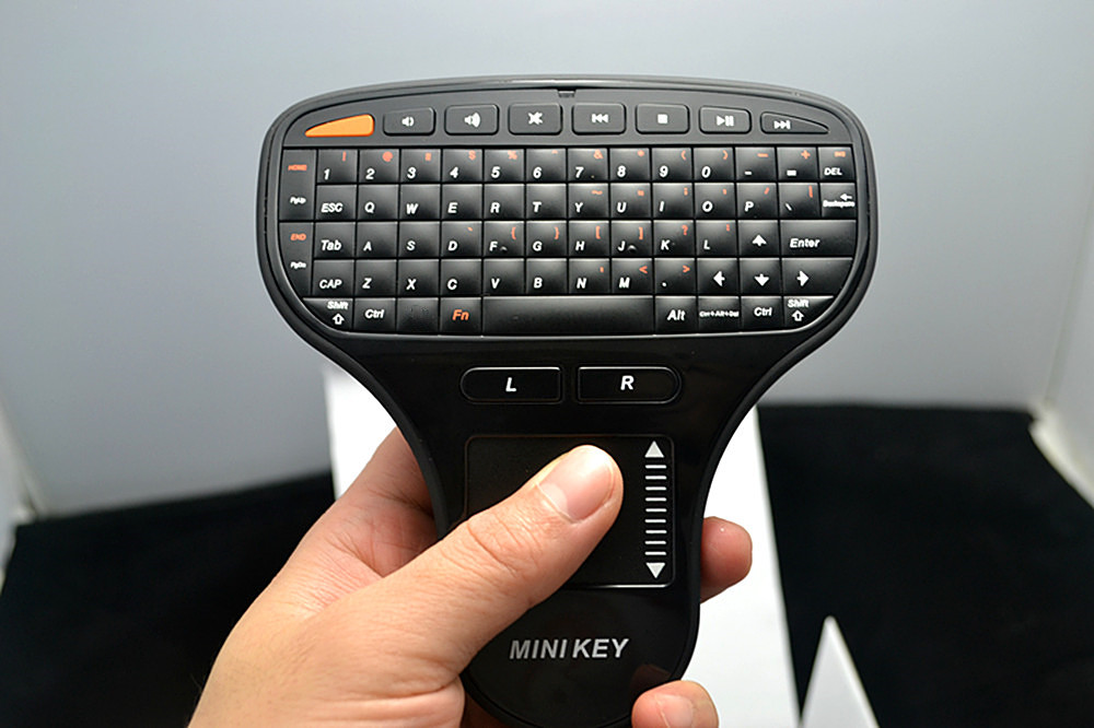 Mini Hand-Held Multimedia Multi-Function Wireless Flying Squirrels - Black Mini Hand-Held Multimedia Multi-Function Wireless Flying Squirrels - Black
